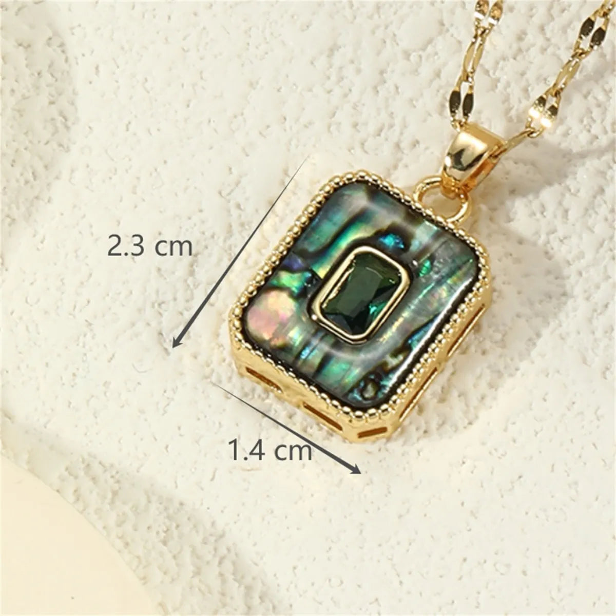 Titanium Steel Copper 18K Gold Plated Elegant Luxurious Classic Style Plating Inlay Shell Shell Zircon Pendant Necklace