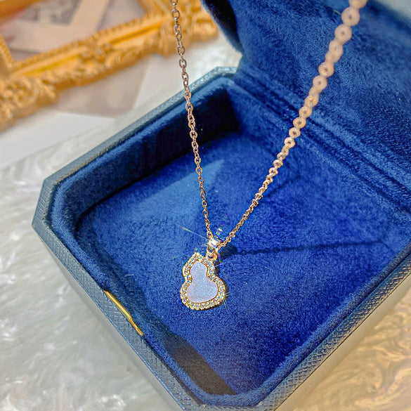 Titanium Steel Copper Gourd Geometric Style Pendant Necklace For Women With Electroplating Process