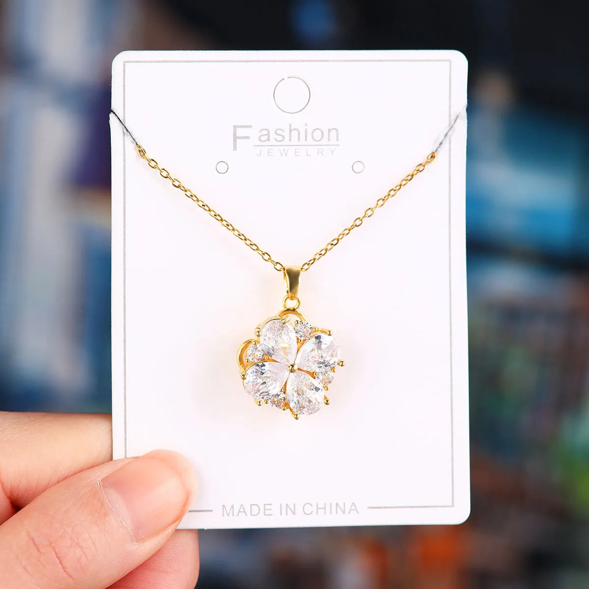 Titanium Steel Copper Simple Style Plating Flower Pendant Necklace