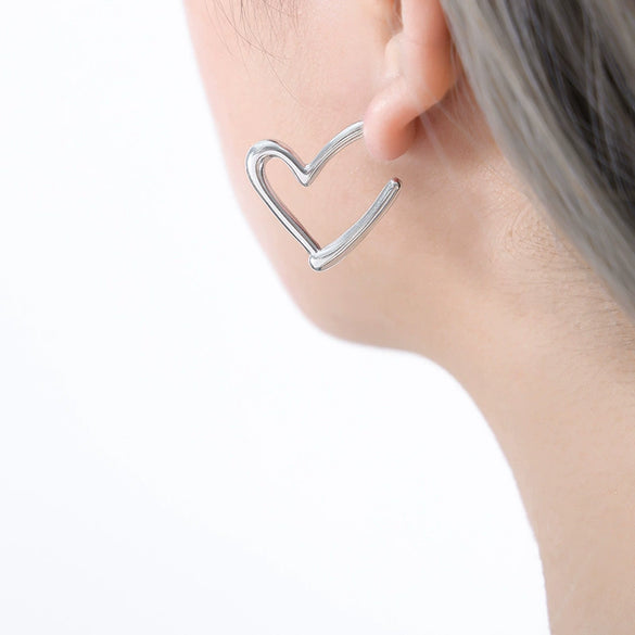 Titanium Steel Cshaped Retro Hollow Earrings With Geometric Design And Electroplating Treatment