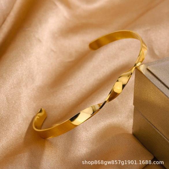Titanium Steel Diamond Bracelet For Female Fashion Simple With Polishing