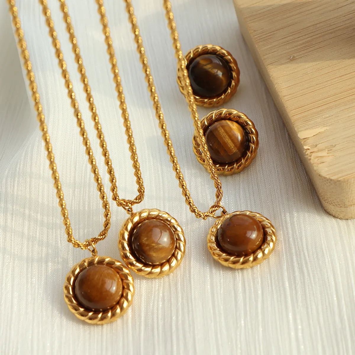 Titanium Steel Elegant Retro Round Plating Inlay Tiger Eye Earrings Necklace