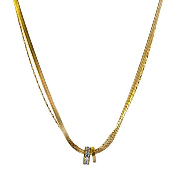 Titanium Steel Geometric Clavicle Chain Necklace For Women With Electroplating And Water Wave Chain Style