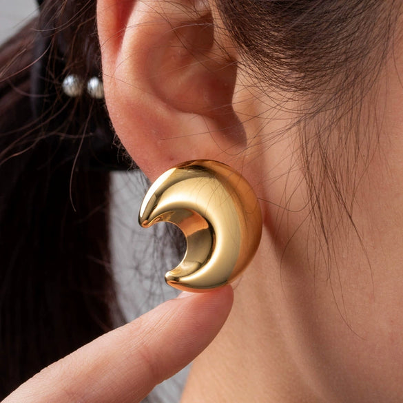 Titanium Steel Geometric Crescent Light Luxury Earrings With Electroplating