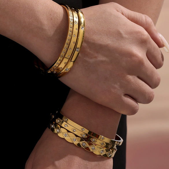 316L Stainless Steel Geometric Diamondencrusted Electroplated Fashion Ladies Bracelet