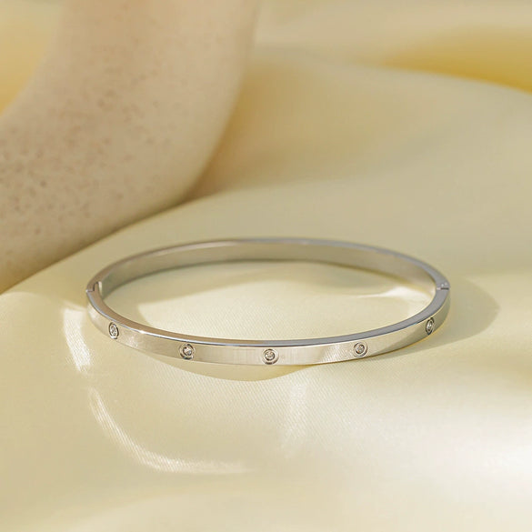 Titanium Steel Geometric Girls Bracelet With Real Gold Electroplating