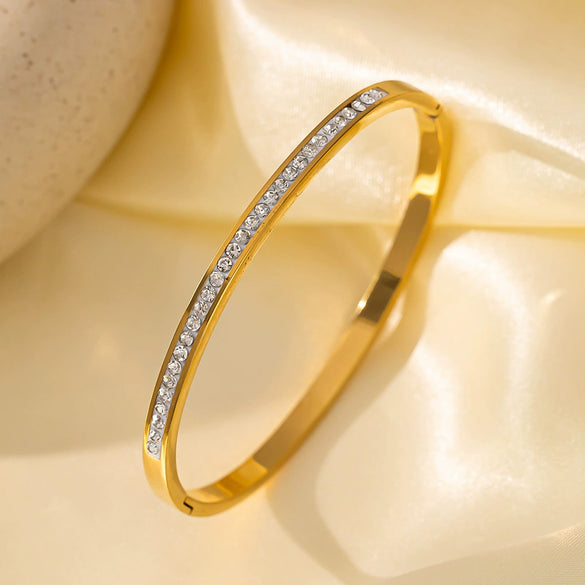 Titanium Steel Geometric Girls Bracelet With Real Gold Electroplating