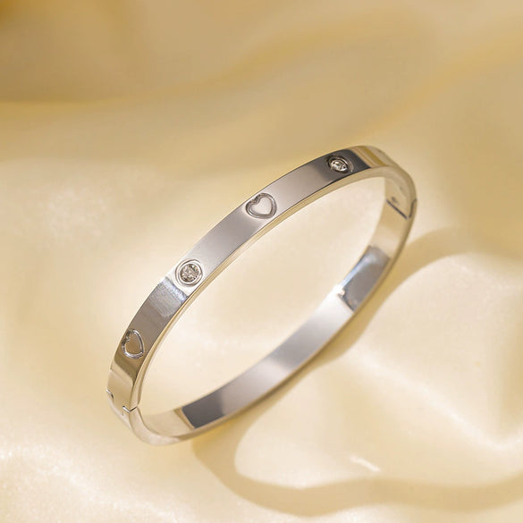 Titanium Steel Geometric Girls Bracelet With Real Gold Electroplating