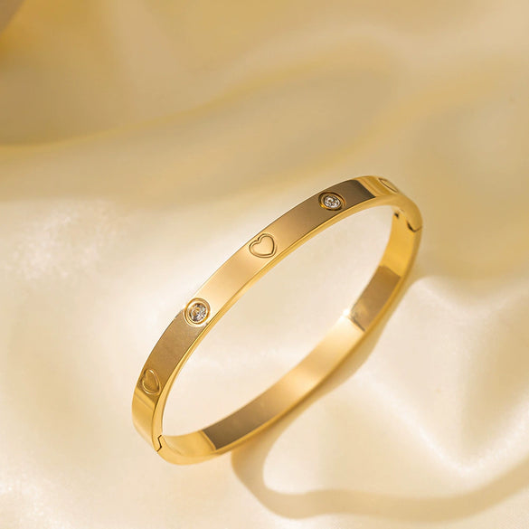 Titanium Steel Geometric Girls Bracelet With Real Gold Electroplating
