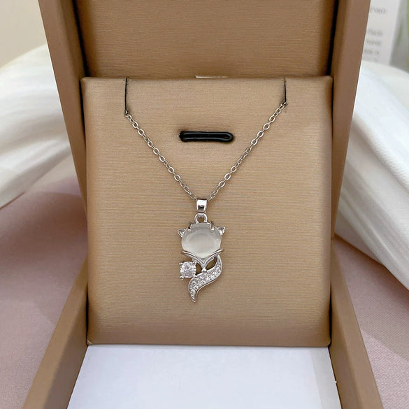 Titanium Steel Geometric Microinlaid Real Gold Fox Opal Women's Necklace With Diamond Design