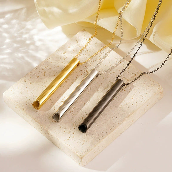 Titanium Steel Geometric Pendant Necklace Electroplated Minimalist Style For Women