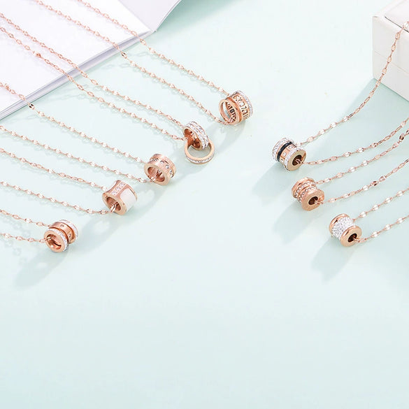 Titanium Steel Geometric Roman Triple Circle Necklace With Diamond Accents Rose Gold Pendant Clavicle Chain Jewelry For Children