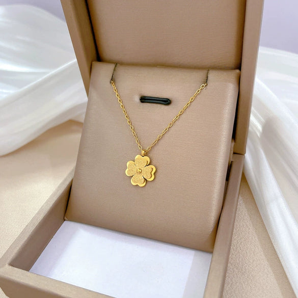 Titanium Steel Gold Foil Four Leaf Flower Geometric Style Electroplated Unisex Necklace