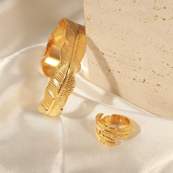 316L Stainless Steel Gold Plated Feather Design Personality Women's Bracelet Jewelry