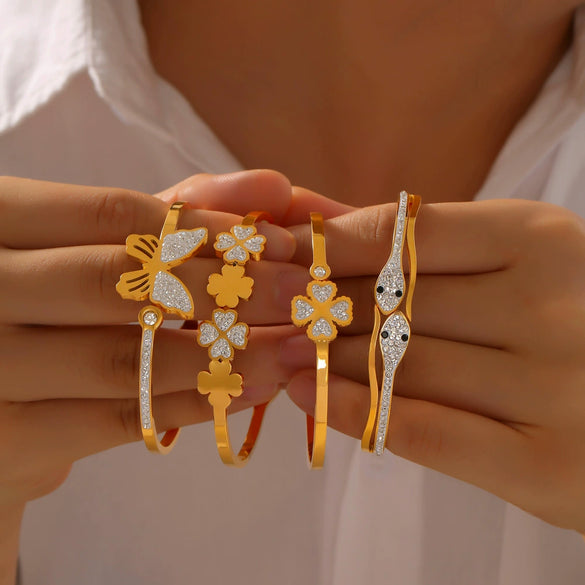 316L Stainless Steel Gold Plated Niche Geometric Fourleaf Love Diamond Butterfly Design Bracelet