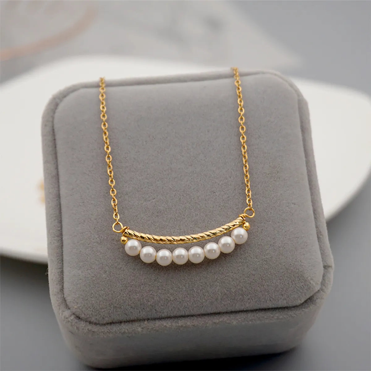 Titanium Steel Gold Plated Simple Style Geometric Inlay Artificial Pearls Necklace