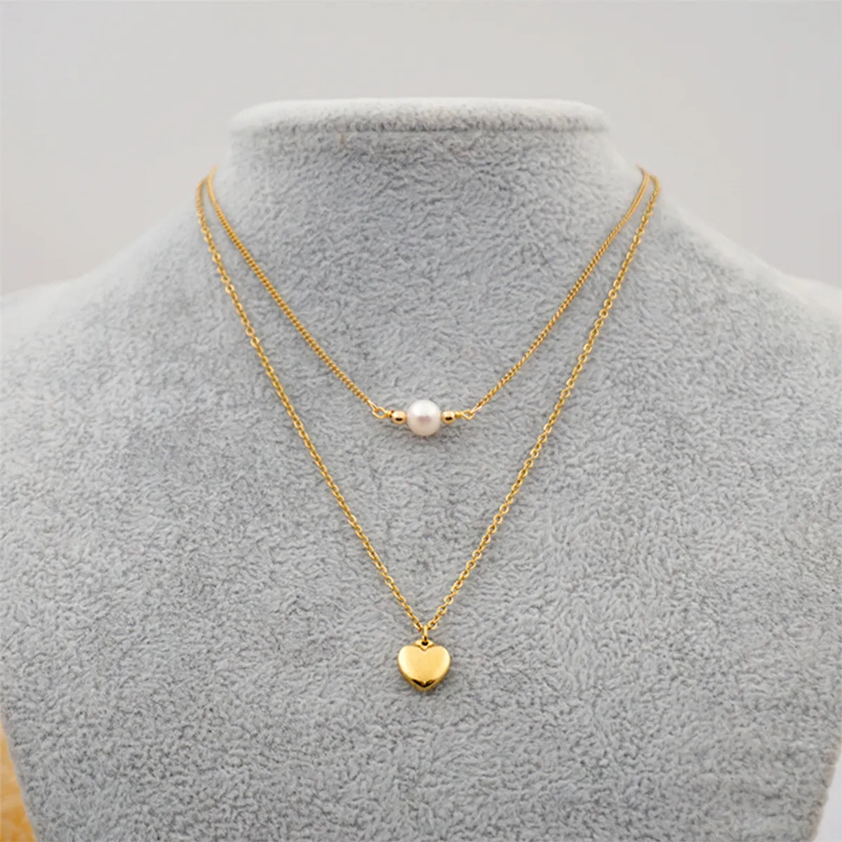 Titanium Steel Gold Plated Simple Style Heart Shape Inlay Artificial Pearls Double Layer Necklaces Sweater Chain