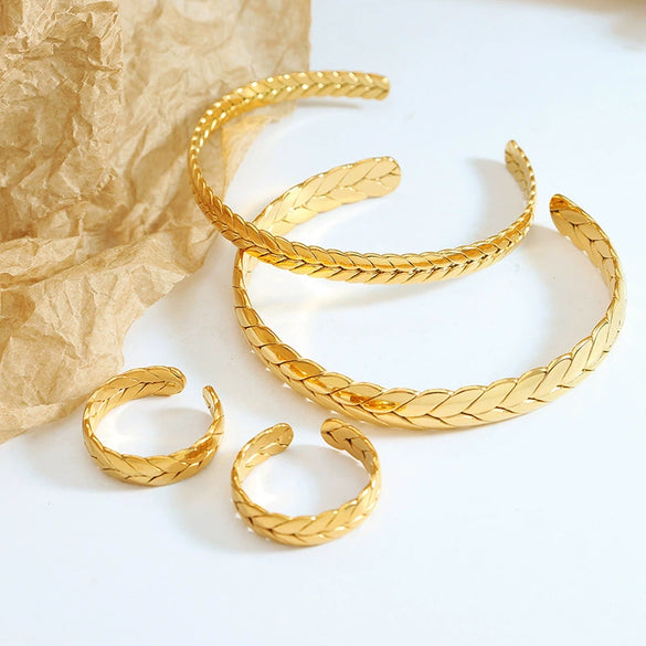 316L Stainless Steel Goldplated Personality Ring And Wheat Bracelet Jewelry With Colorfree Opening Design