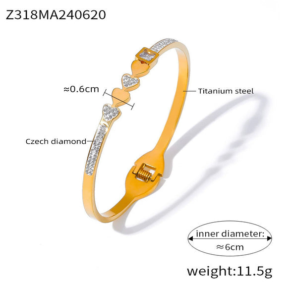 Titanium Steel Heart Diamondencrusted Electroplated Elastic Open Fashion Bracelet Fadeless Jewelry