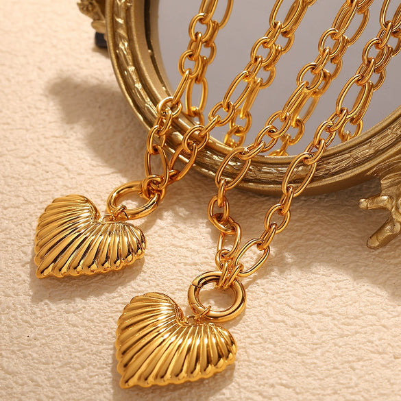 316L Stainless Steel Heart Pattern Necklace Electroplated For Women