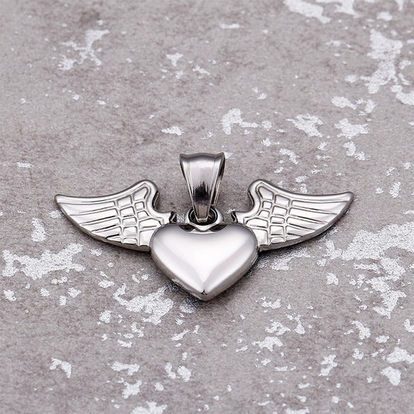 Titanium Steel Heart Pendant Necklace With Angel Wings And Electroplating Process