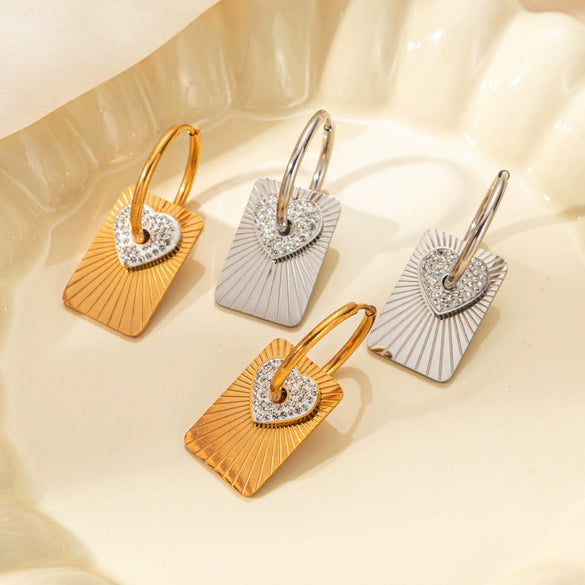 Titanium Steel Heart Shape Electroplated Fashion Retro Elegant Women's Earrings