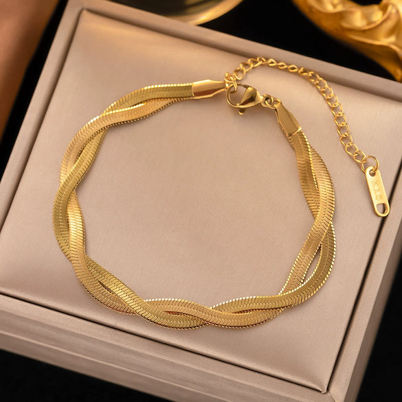 Titanium Steel Heart Shape Electroplated Women's Jewelry Bracelet With Zircon And Pearl