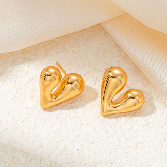 Titanium Steel Heart Shape Light Luxury Style Electroplated Earrings For Women