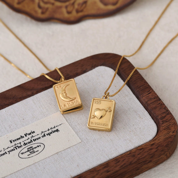 Titanium Steel Heart Shape Love Photo Album Photo Frame Necklace Retro 18K Gold Electroplated For Women