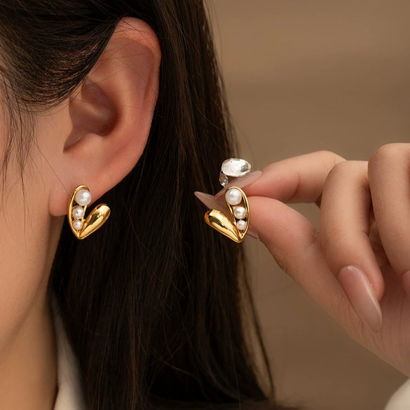 Titanium Steel Heartshaped Light Luxury Earrings With Electroplating Design For Women