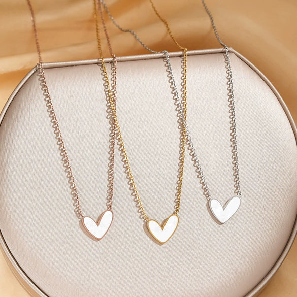 Titanium Steel Heartshaped Love Necklace For Women With Electroplating Irregular Pendant And Cross Chain Ins Trendy Niche Design