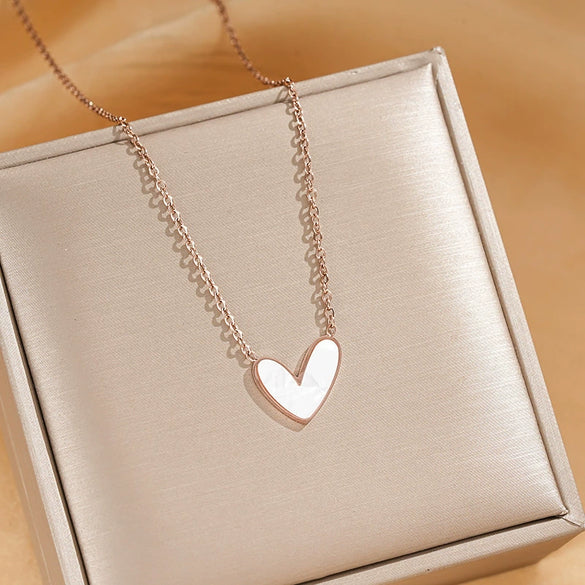 Titanium Steel Heartshaped Love Necklace For Women With Electroplating Irregular Pendant And Cross Chain Ins Trendy Niche Design
