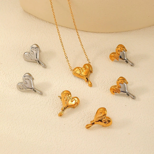 Titanium Steel Heartshaped Women's Earrings With Electroplating