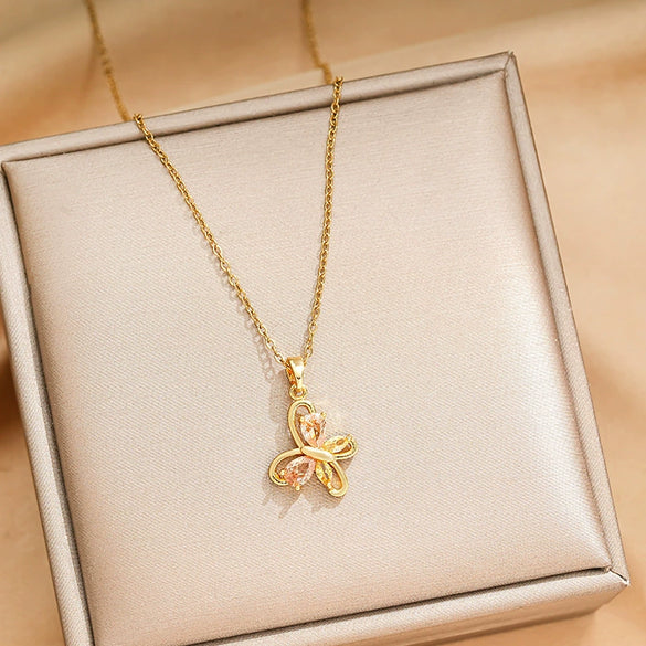 Titanium Steel Insect Pattern Women's Fashion Elegant Clavicle Necklace With Copper Pendant And Electroplating Treatment
