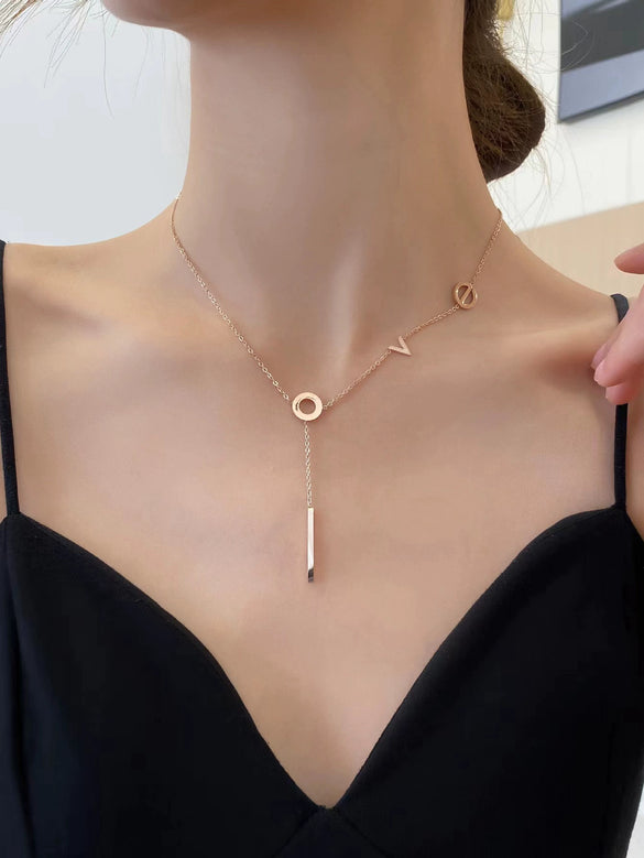 Titanium Steel Jewelry Pendant Bracelet Necklace Ear Clip Accessories With Four Leaf Clover Butterfly Geometric Pattern Electroplated For Women