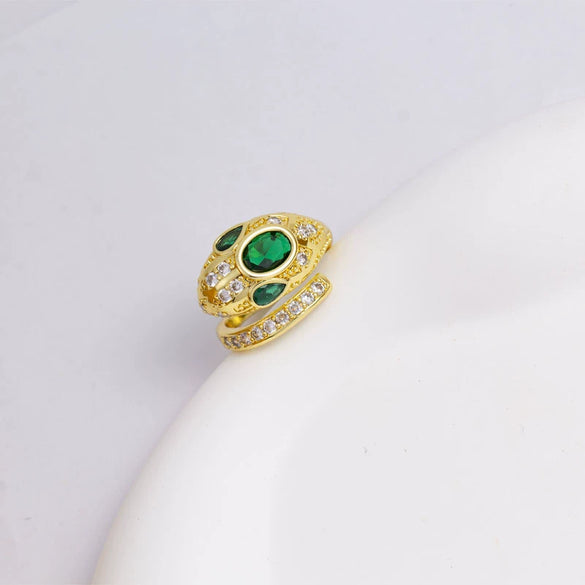 Titanium Steel Jewelry Set With Emerald Gemstone Pendant Animal Zodiac Pattern Electroplated For Women