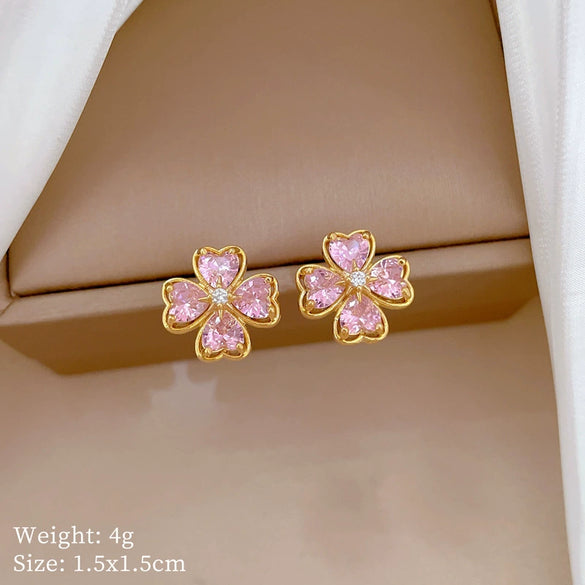 Titanium Steel Jewelry Set With Geometric Pattern For Women Light Luxury Electroplated Four Leaf Flower Design