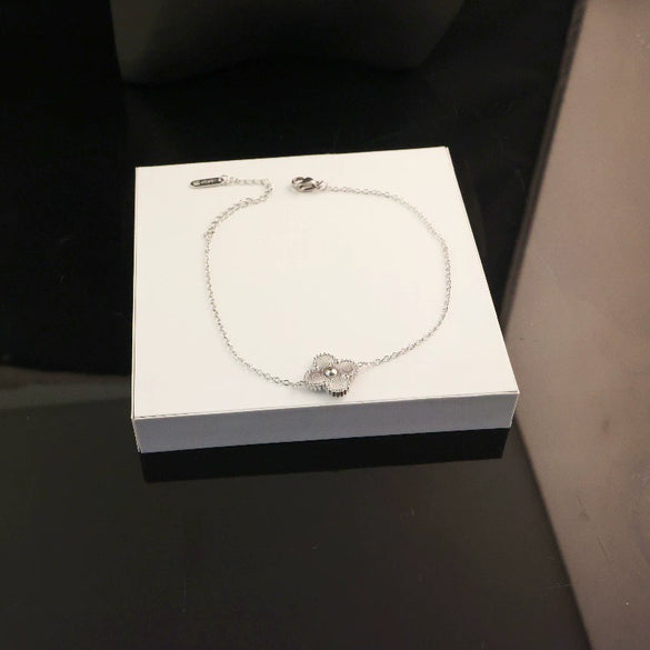 Titanium Steel Jewelry Set With Laser Clover And Plant Flowers Pattern Electroplating Treatment For Women