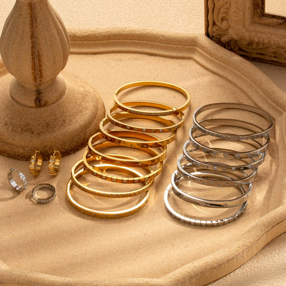 Titanium Steel Jewelry With Love Heart Water Drop Bell Shapes Electroplated Design