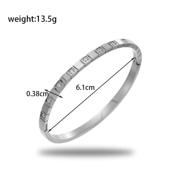 Titanium Steel Jewelry With Love Heart Water Drop Bell Shapes Electroplated Design