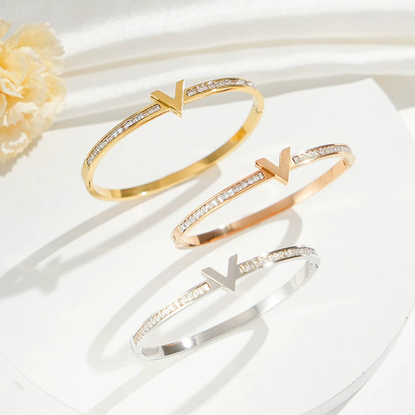 Titanium Steel Letter Diamond Bracelet For Women Electroplated Simple Elegant