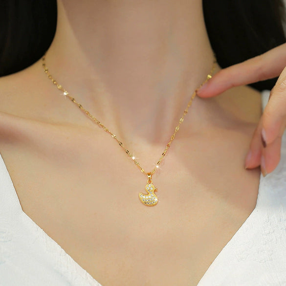 Titanium Steel Light Luxury Duckling Zircon Necklace With Diamond And Geometric Design