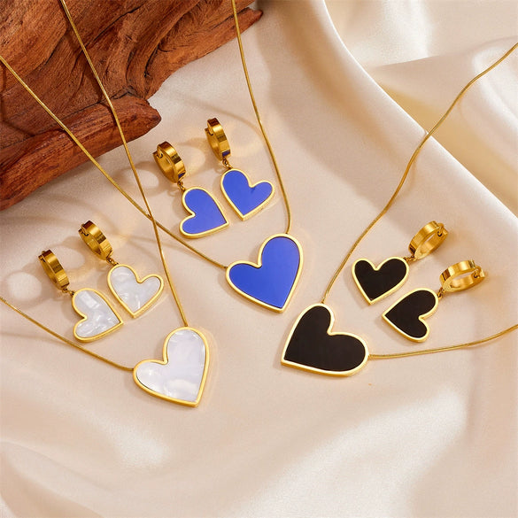 Titanium Steel Love Necklace And Ear Buckle Suit With Hands Pattern And Electroplating Geometric Styling For Women