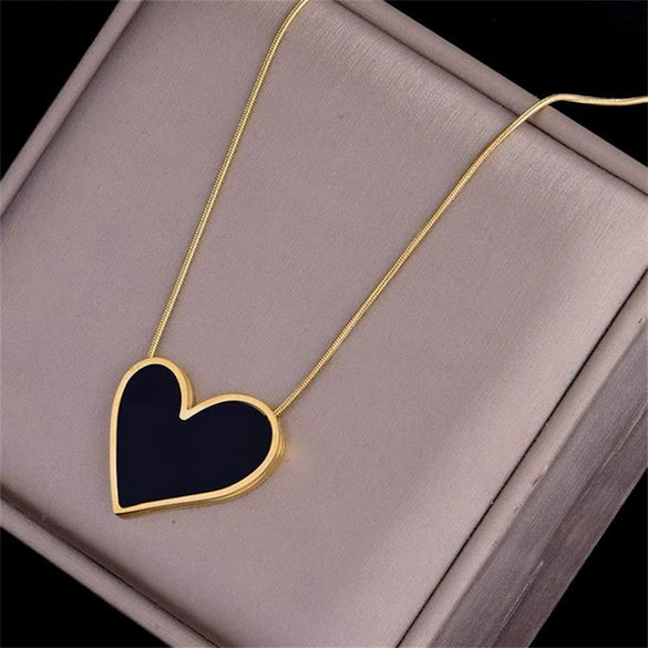 Titanium Steel Love Necklace And Ear Buckle Suit With Hands Pattern And Electroplating Geometric Styling For Women