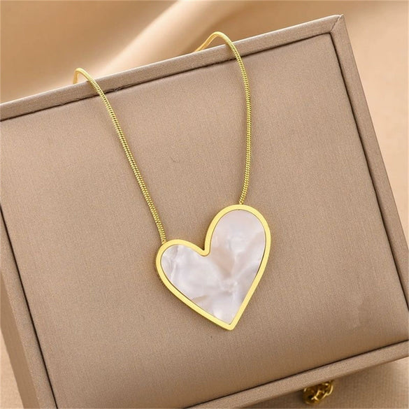 Titanium Steel Love Necklace And Ear Buckle Suit With Hands Pattern And Electroplating Geometric Styling For Women