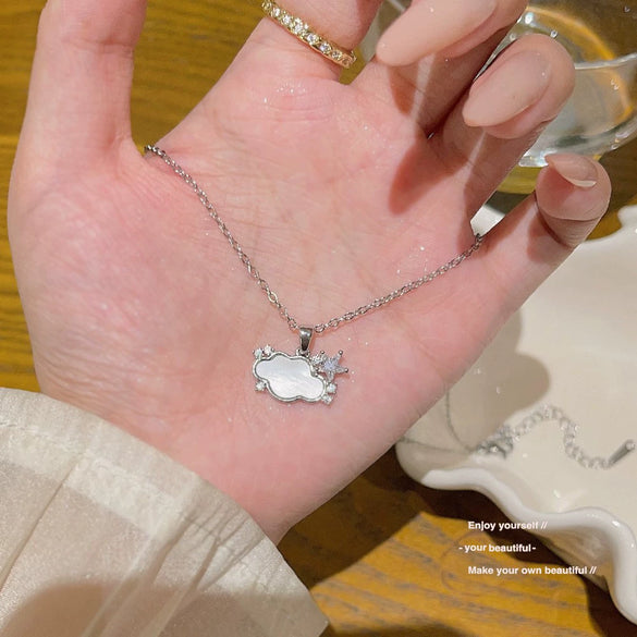 Titanium Steel Necklace Light Luxury Geometric Shell Pendant Fashion Accessories