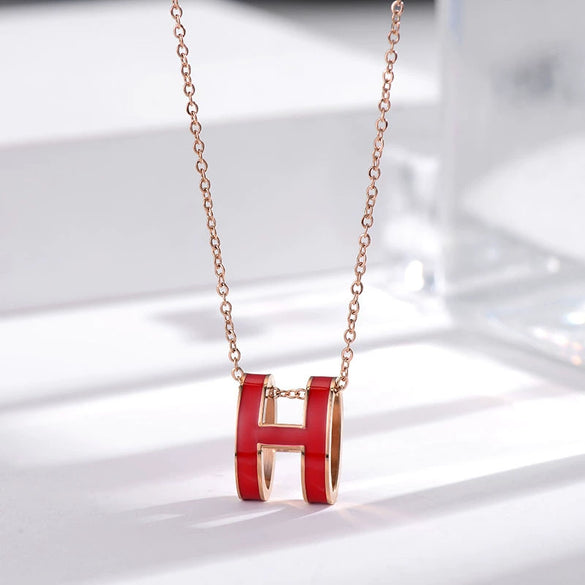 Titanium Steel Pearl Ball Chain Necklace For Women With Letters Numbers Text Pattern Simple Design And 18K Gold Electroplated Treatment