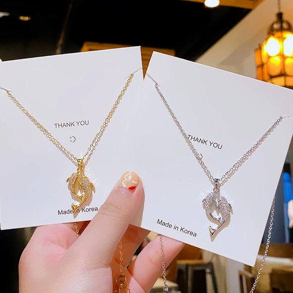 Titanium Steel Pisces Zodiac Animals Pendant Necklace With Diamond Inlay And Cross Chain Light Luxury Simple Allmatch