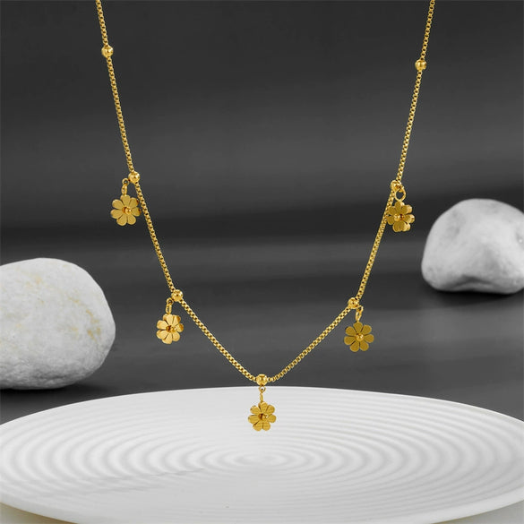 Titanium Steel Plant Flowers Geometric Style Necklace With Vacuum Electroplating In Furnace Treatment