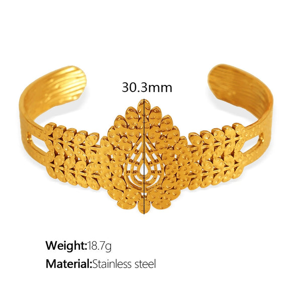 316L Stainless Steel Retro Floral Hollow Wide Bracelet With Heavy Metal Pattern And Golden Butterfly Life Tree Design Electroplated